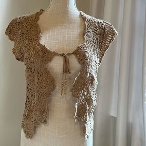 Randi women’s size medium crocheted top
